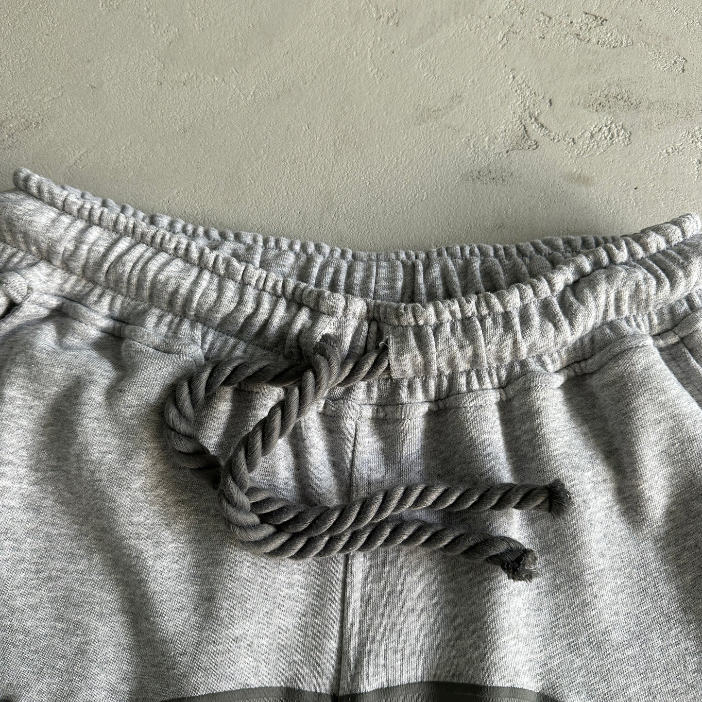 SYNA World Summer Set Grey