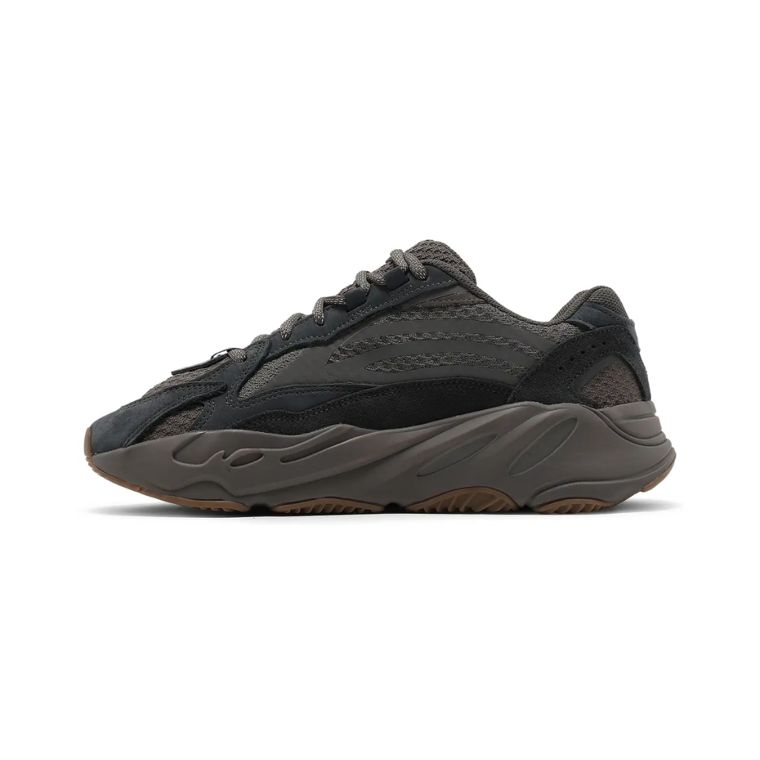 Yeezy Boost 700 V2 "Mauve"