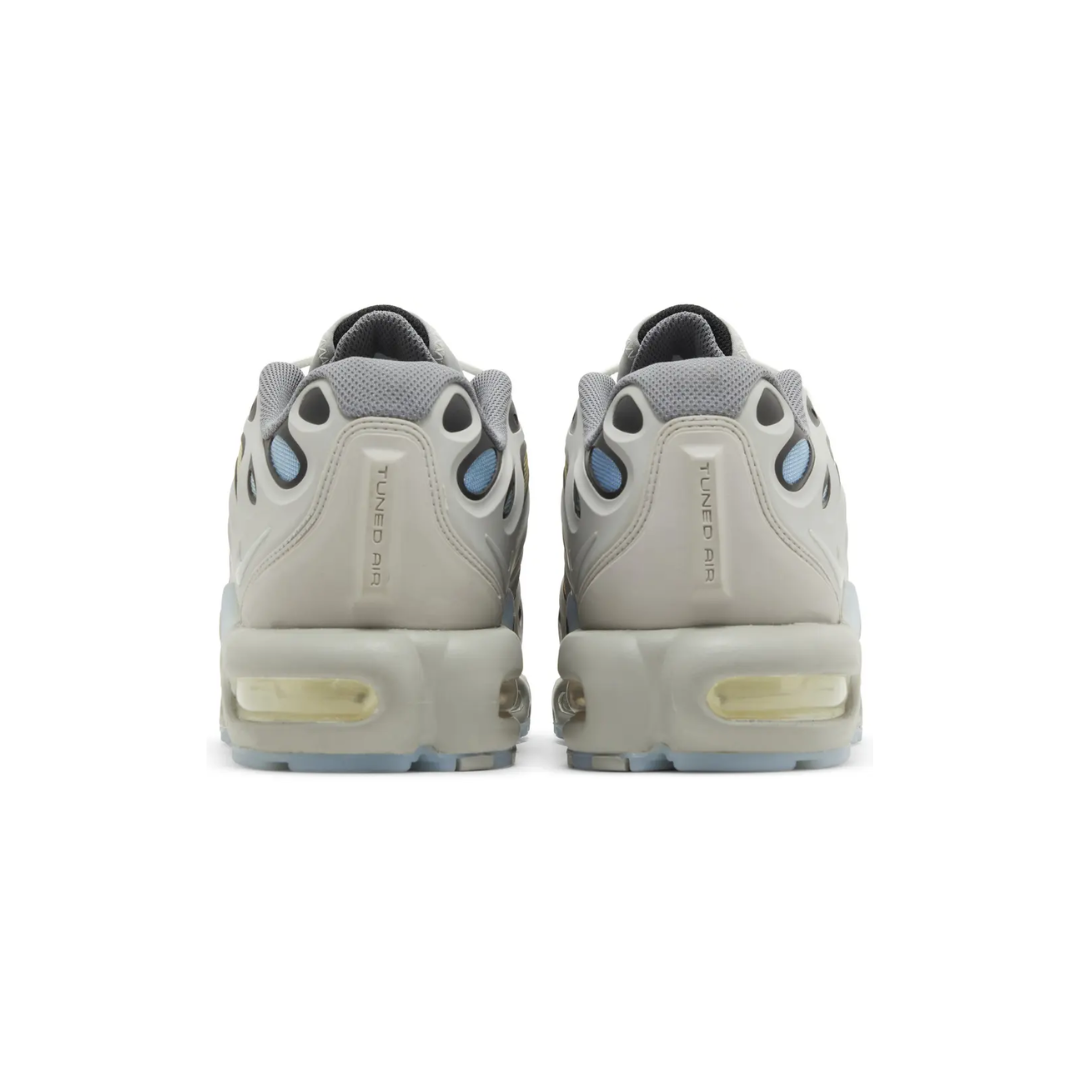 Air Max Plus Drift "Light Smoke Grey"