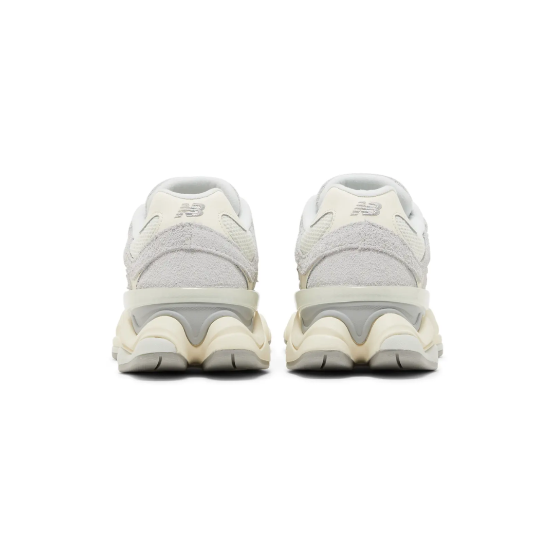 9060 "Quartz Grey"