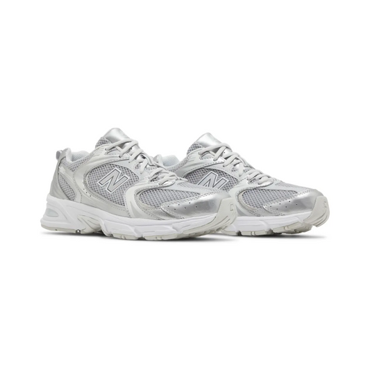 530 "Silver Metallic Moonbeam"
